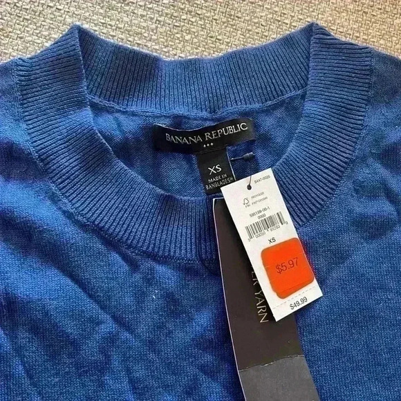 Banana Republic FOREVER SWEATER - Picture 2 of 4